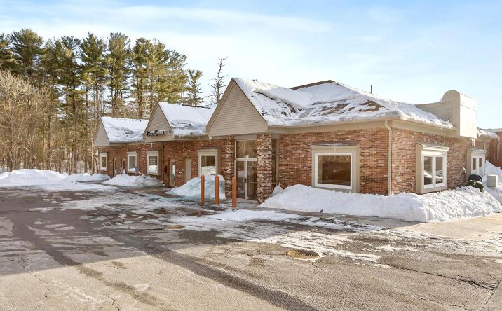 Pictures of Restaurant, Retail property located at 223 Groton Rd, Westford, MA 01886 for lease - image #1