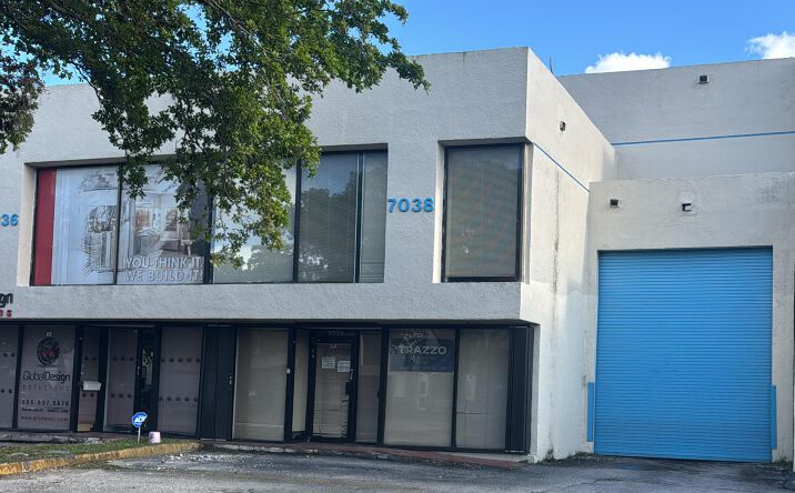 Pictures of Industrial property located at 7038 NW 50th St, Miami, FL 33166 for lease - image #1
