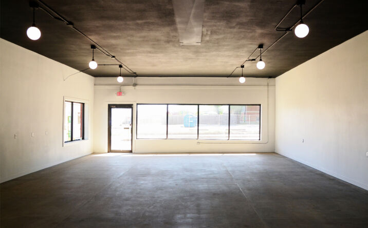 Pictures of Retail, Office, Restaurant property located at 500 S 20th St, Fort Smith, AR 72901 for lease - image #1