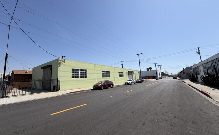 Pictures of Industrial property located at 2101 E 37th St, Vernon, CA 90058 for lease - image #1