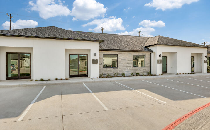 Pictures of Office, Retail, Special Purpose property located at 6000 Alma Rd, McKinney, TX 75070 for lease - image #1