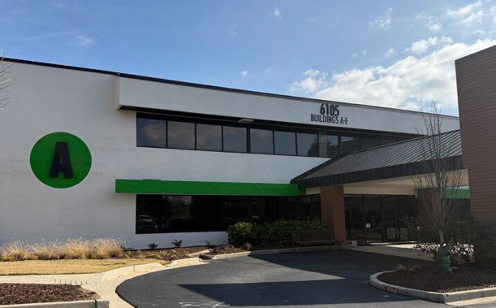 Pictures of Office property located at 6105-A Peachtree Dunwoody, Atlanta, GA 30328 for lease - image #1