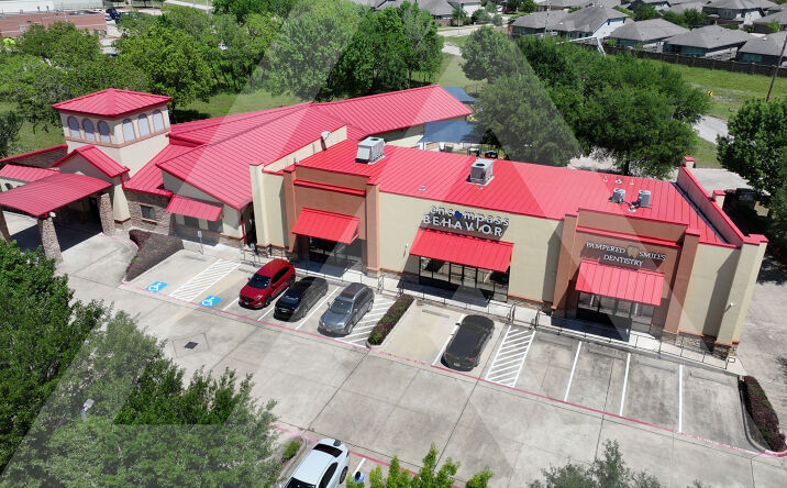 Pictures of Retail property located at 7919 Grand Mission Blvd, Richmond, TX 77407 for lease - image #1
