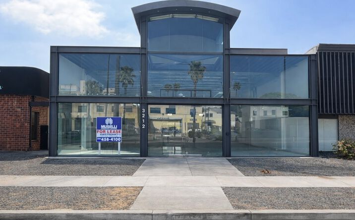 Pictures of Retail property located at 3212 Santa Monica Boulevard, Santa Monica, CA 90404 for lease - image #1