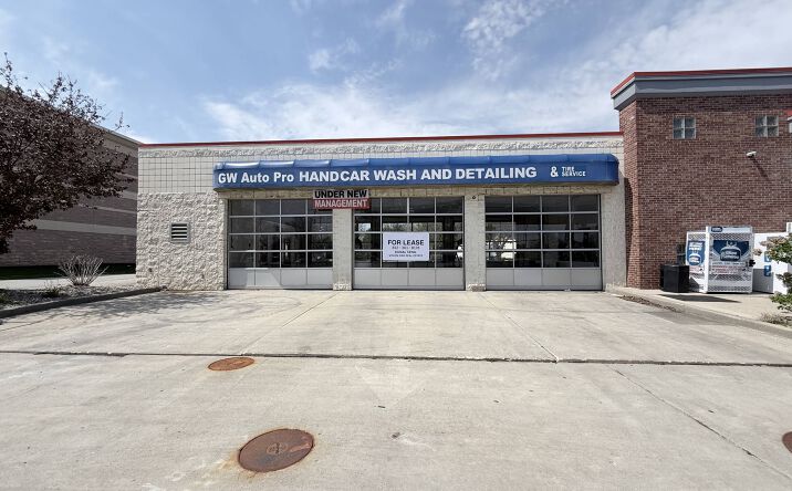 Pictures of Retail property located at 560 N State Rd 135, Greenwood, IN 46142 for lease - image #1