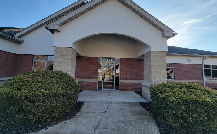 Pictures of Office property located at 789 White Pond Dr, Akron, OH 44320 for lease - image #1