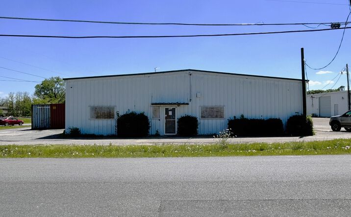 Pictures of Industrial property located at 1724 Baker Rd, Sherman, TX 75090 for lease - image #1
