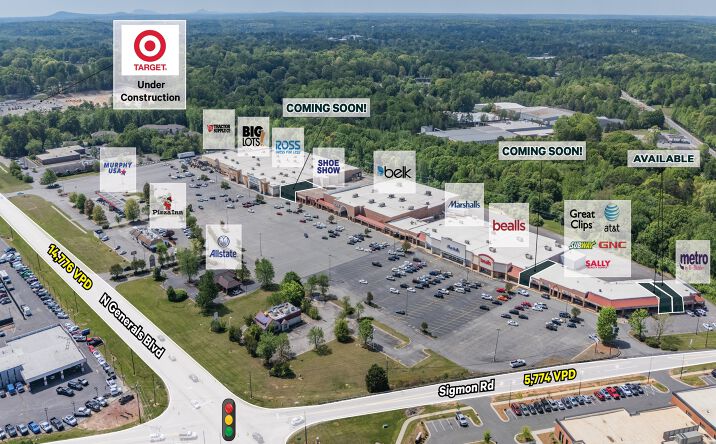 Pictures of Retail property located at 415 N GENERALS BLVD, LINCOLNTON, NC 28092-3559 for lease - image #1