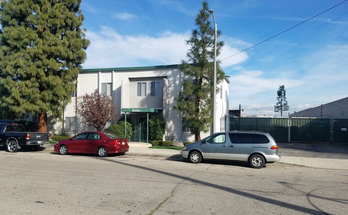Pictures of Office property located at 9350 Oso Ave, Los Angeles, CA 91311 for lease - image #1