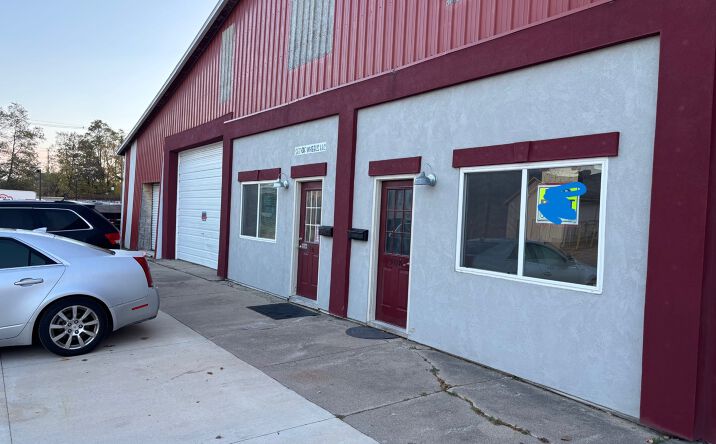 Pictures of Office, Industrial, Special Purpose property located at 300 N Dickason Blvd, Columbus, WI 53925 for lease - image #1