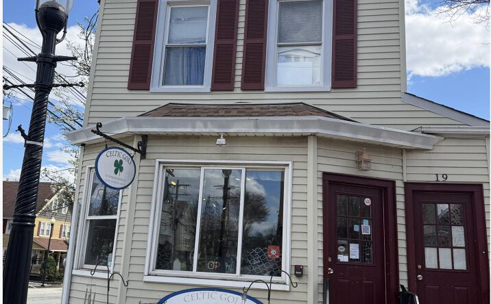 Pictures of Retail property located at 19 Central Ave, Madison, NJ 07940 for lease - image #1