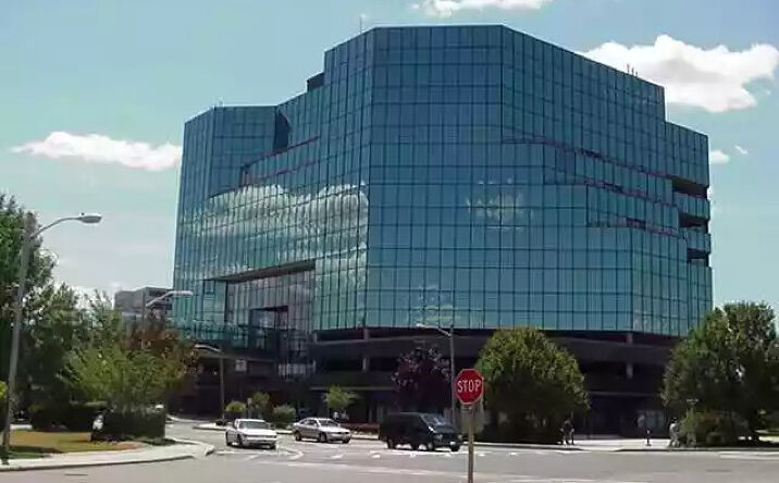 Pictures of Office property located at 300 Lighting Way, Secaucus, NJ 07094 for lease - image #1