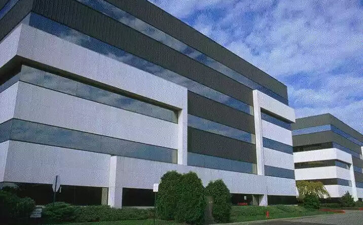 Pictures of Office property located at 125 Chubb Ave, Lyndhurst, NJ 07071 for lease - image #1