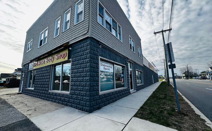 Pictures of Retail property located at Turnkey Auto Body Shop, Egg Harbor City, NJ 08215 for lease - image #1