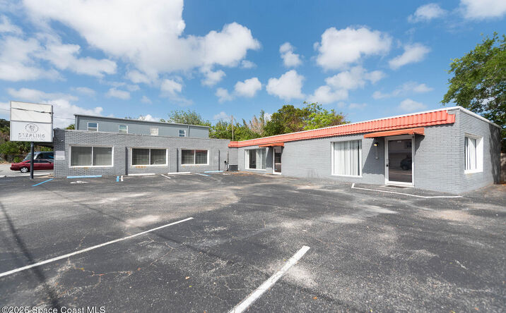Pictures of Office, Retail property located at 804 & 806 Forrest Avenue, Cocoa, FL 32922 for lease - image #1