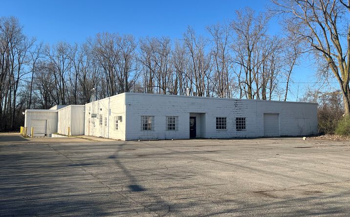 Pictures of Industrial property located at 262 Matzinger Rd, Toledo, OH 43612 for lease - image #1