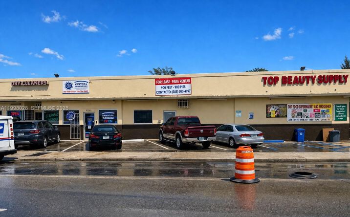 Pictures of Retail property located at 7509 NW 22nd Ave, Miami, FL 33147 for lease - image #1