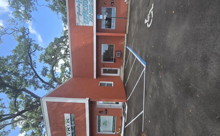 Pictures of Retail, Office property located at 624 E Bay Dr, Largo, FL 33770 for lease - image #1