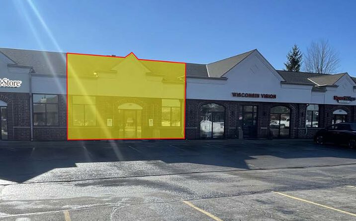 Pictures of Retail property located at 1258 N Port Washington Road, Grafton, WI 53024 for lease - image #1