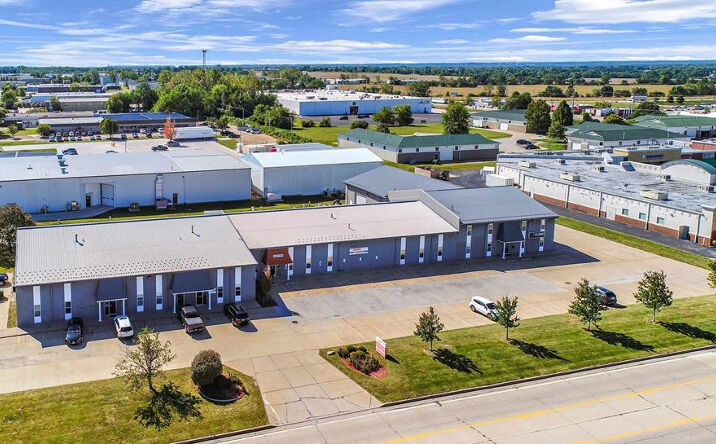 Pictures of Industrial property located at 2234 W Townline Rd, Peoria, IL 61615 for lease - image #1