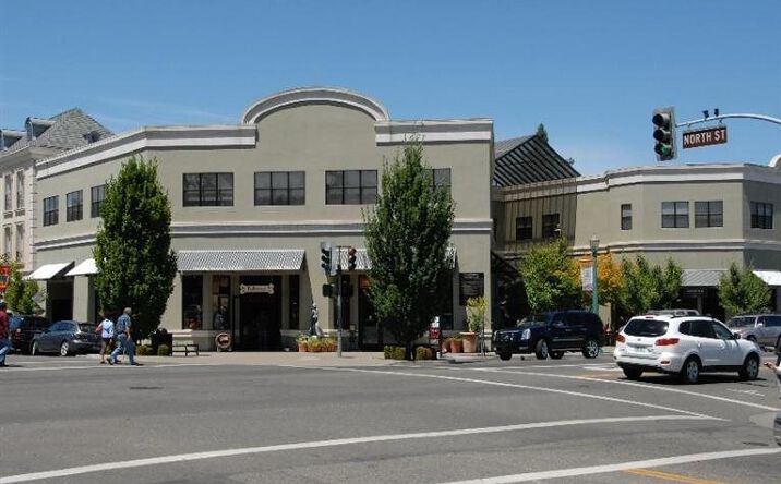 Pictures of Office property located at 405 Healdsburg Ave, Healdsburg, CA 95448 for lease - image #1