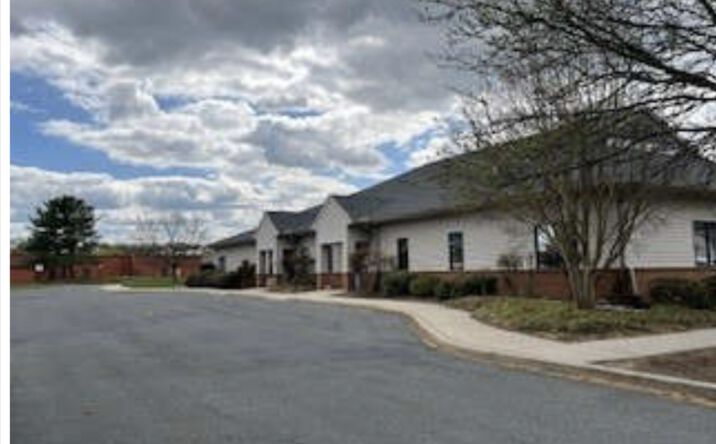 Pictures of Office property located at 125 Greentree Dr, Dover, DE 19904 for lease - image #1