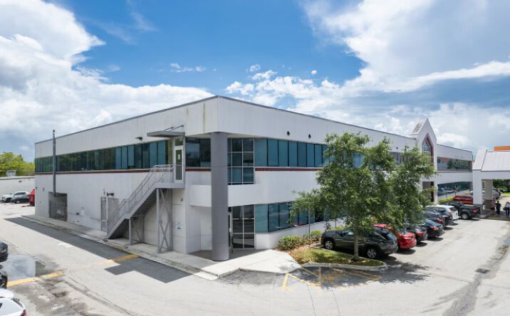 Pictures of Office property located at 9380 SW 150th St, Miami, FL 33176 for lease - image #1