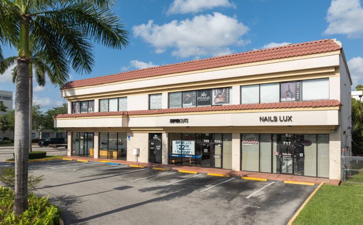 Pictures of Office property located at 701 SE 17th St, Fort Lauderdale, FL 33316 for lease - image #1