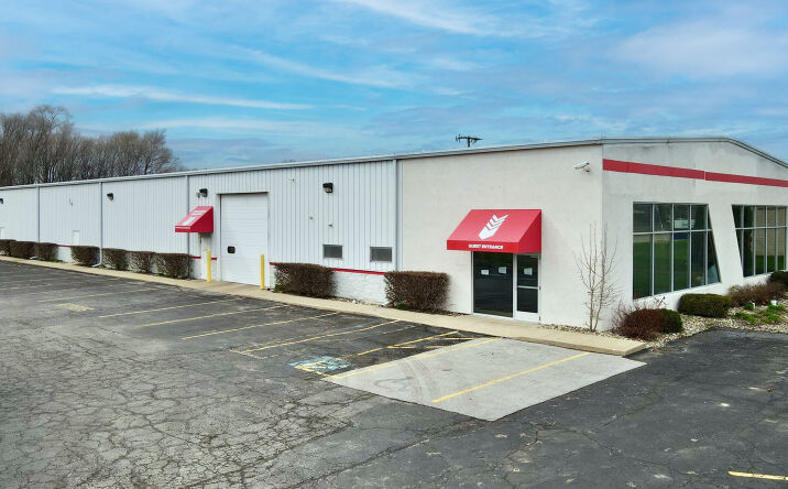 Pictures of Retail property located at 1575 N Bendix Drive, South Bend, IN 46628 for lease - image #1