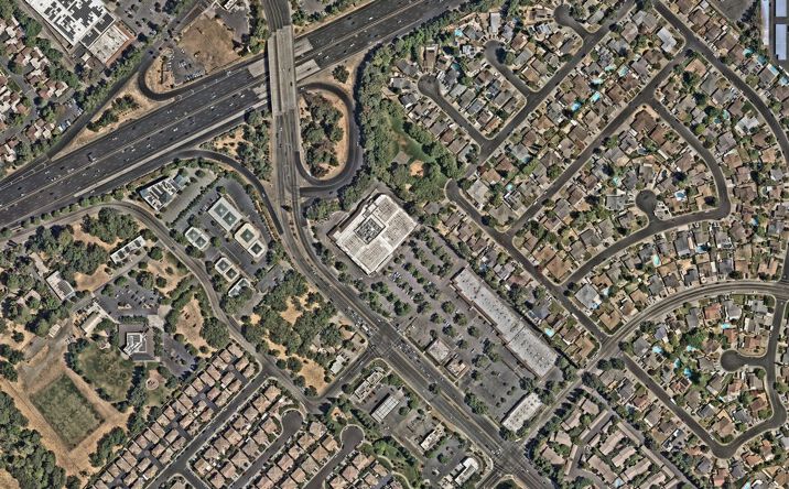 Pictures of Retail property located at 951-1047 Alamo Drive, Vacaville, CA 95687 for lease - image #1