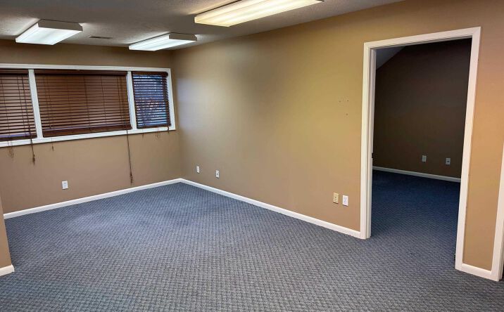Pictures of Office property located at 975 S Durkin Drive #204, Springfield, IL 62704 for lease - image #1