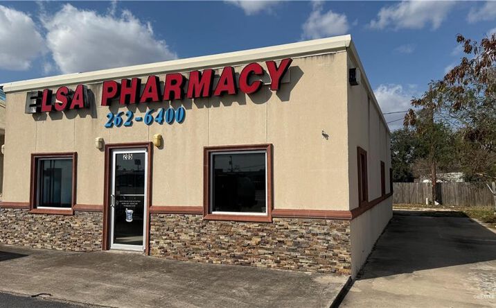 Pictures of Land property located at 205 W Edinburg Avenue, Elsa, TX 78543 for lease - image #1