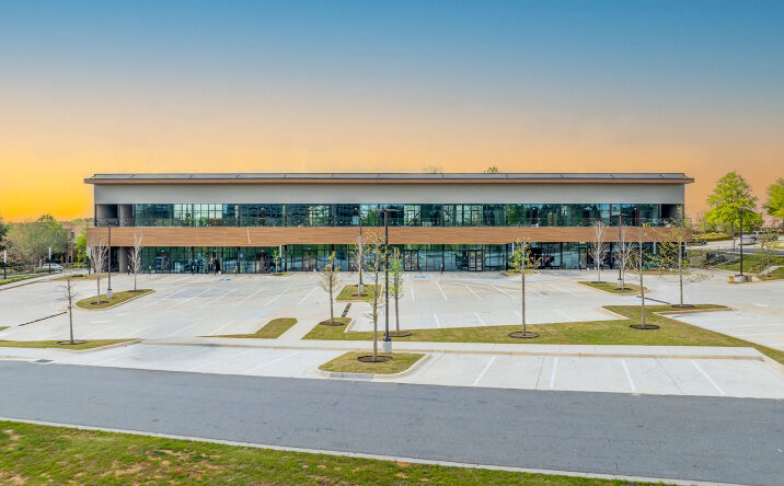 Pictures of Retail, Restaurant property located at 458 Northolt Pkwy, Suwanee, GA 30024 for lease - image #1