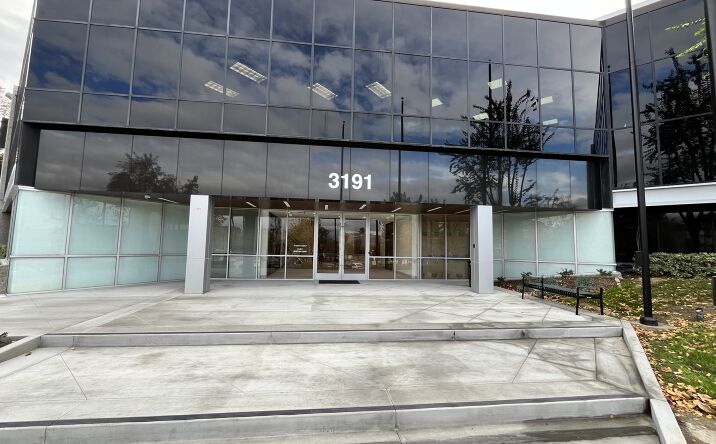 Pictures of Office property located at 3191 W Temple Ave, Pomona, CA 91768 for lease - image #1