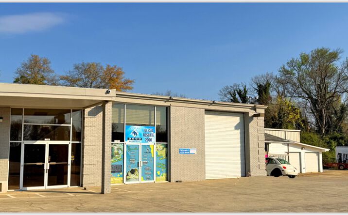 Pictures of Retail, Office, Industrial property located at 1709 Martin Luther King Junior Boulevard, Gainesville, GA 30501 for lease - image #1