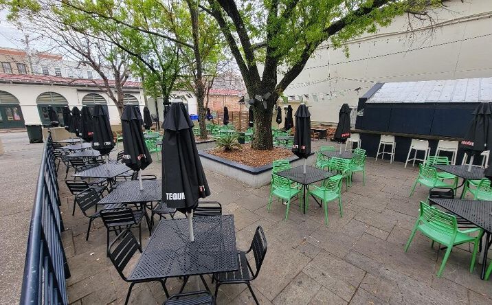 Pictures of Retail, Restaurant property located at 99 Market Street, Charleston, SC 29401 for lease - image #1