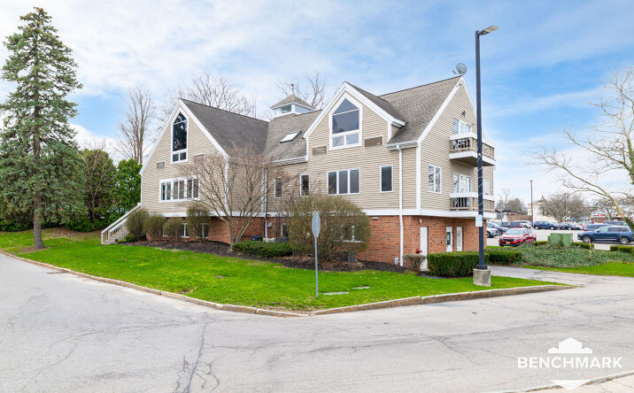 Pictures of Office property located at 500 Packetts Landing, Fairport, NY 14450 for lease - image #1