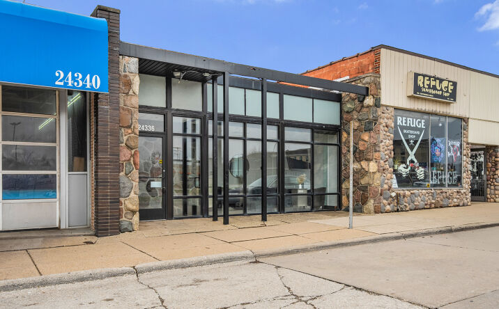 Pictures of Office property located at 24336 MICHIGAN AVE, DEARBORN, MI 48124-1828 for lease - image #1