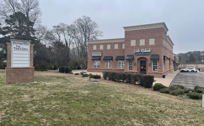 Pictures of Retail property located at 574 US-51, Ridgeland, MS 39157 for lease - image #1