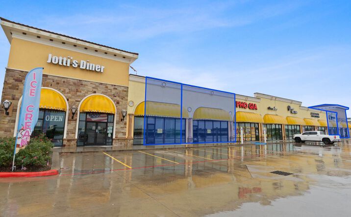 Pictures of Retail, Office, Restaurant property located at 6500 7th Street, Van Vleck, TX 77482 for lease - image #1