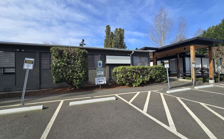 Pictures of Office property located at 1237 W Main St, Monroe, WA 98272 for lease - image #1