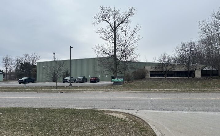 Pictures of Industrial property located at 1111 Fenway Cir, Fenton, MI 48430 for lease - image #1
