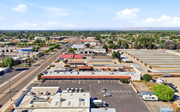 Pictures of Office, Special Purpose property located at 724 N Ben Maddox Way, Visalia, CA 93292 for lease - image #1