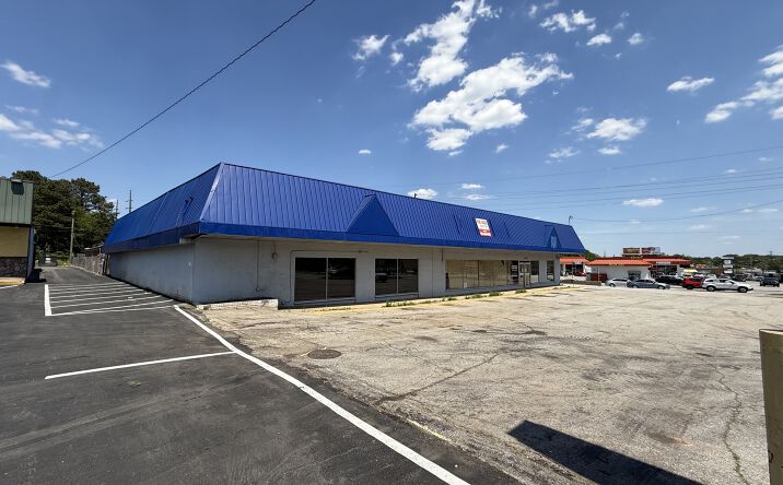 Pictures of Retail property located at 3984 Lawrenceville Hwy, Tucker, GA 30084 for lease - image #1