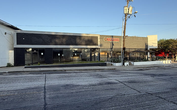 Pictures of Retail property located at 3332 Highland Road, Baton Rouge, LA 70802 for lease - image #1