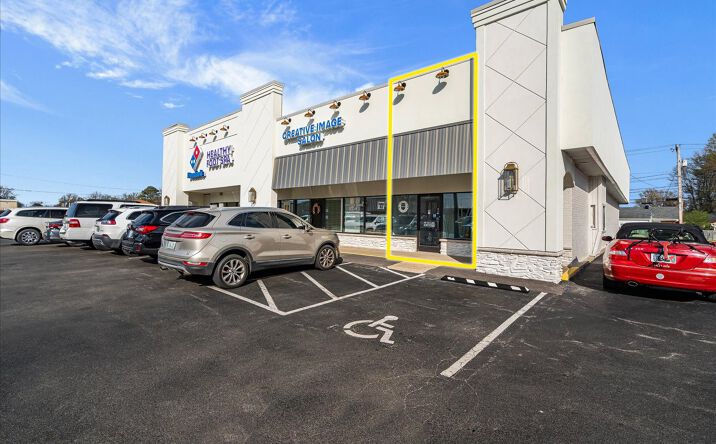 Pictures of Retail, Office, Special Purpose property located at 3333 Frederica St, Owensboro, KY 42301 for lease - image #1