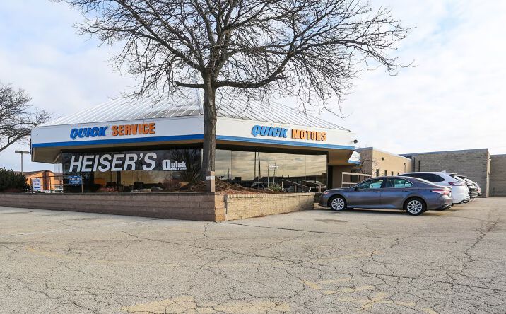 Pictures of Retail, Industrial property located at 7800 N 76th Street, Milwaukee, WI 53223 for lease - image #1