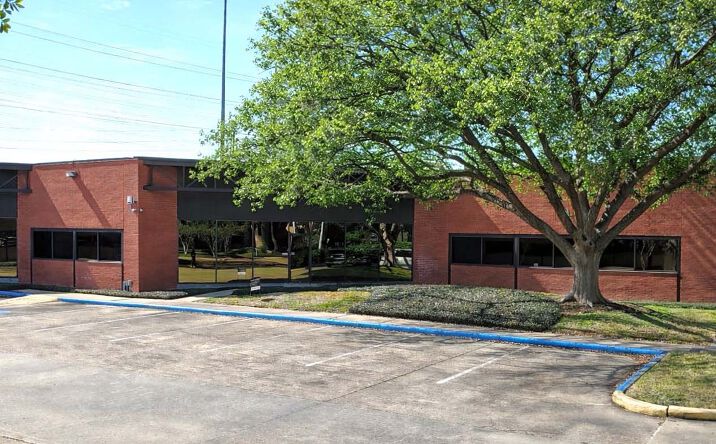 Pictures of Industrial property located at 10595 Westoffice Dr, Houston, TX 77042 for lease - image #1