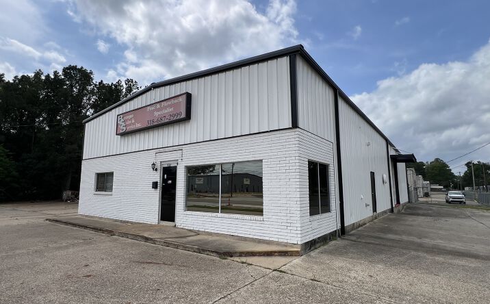 Pictures of Industrial property located at 9160 Linwood Ave, Shreveport, LA 71106 for lease - image #1