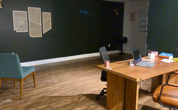 Pictures of Office property located at 2020 29th St, Sacramento, CA 95817 for lease - image #1